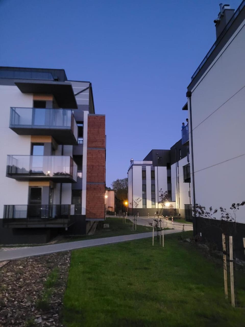 Apartament Lilla 2 Jelenia Góra Buitenkant foto