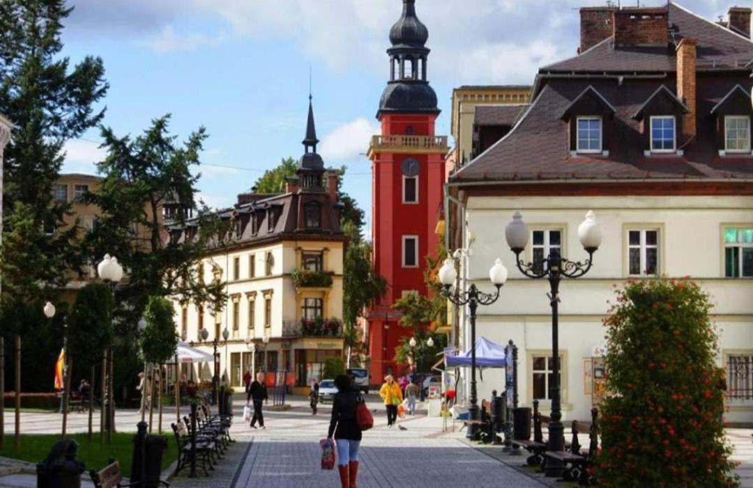 Apartament Lilla 2 Jelenia Góra Buitenkant foto