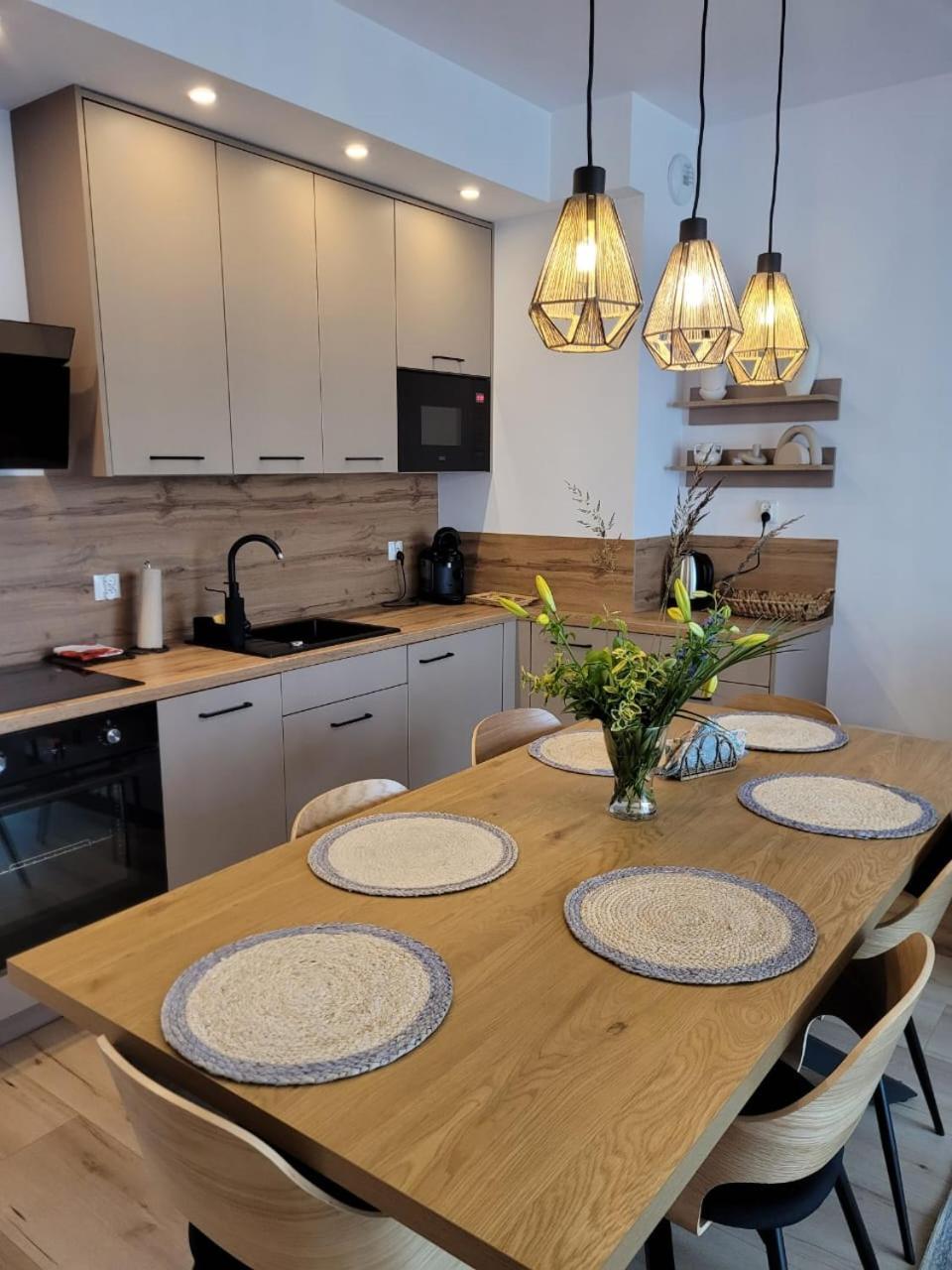 Apartament Lilla 2 Jelenia Góra Buitenkant foto